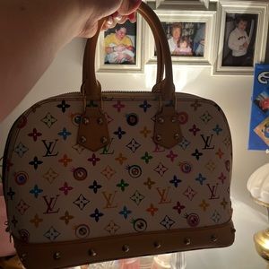 louis vuitton’s hand bag
